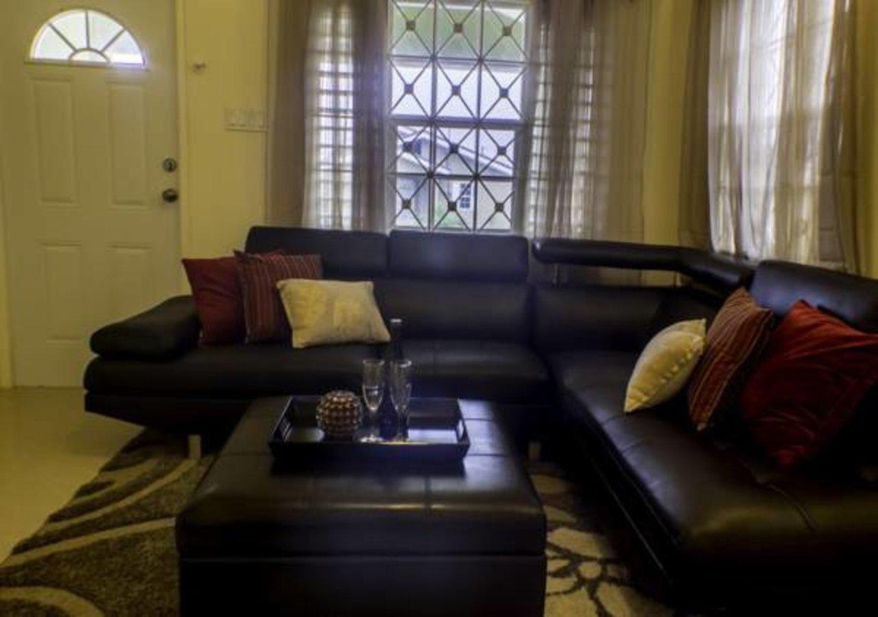 N2N Suites - Ochio Rios Vacation Home Ocho Rios Kültér fotó
